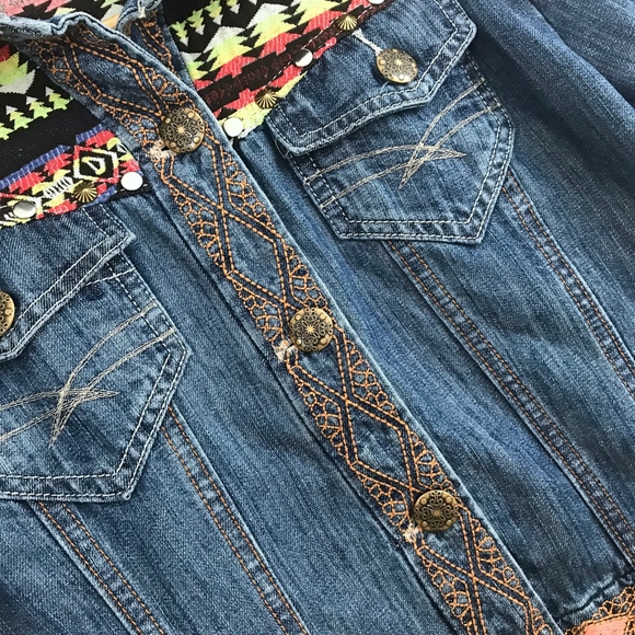 Isabel Hayley Aztec and Embroidered Jean Jacket - Picture 4 of 7